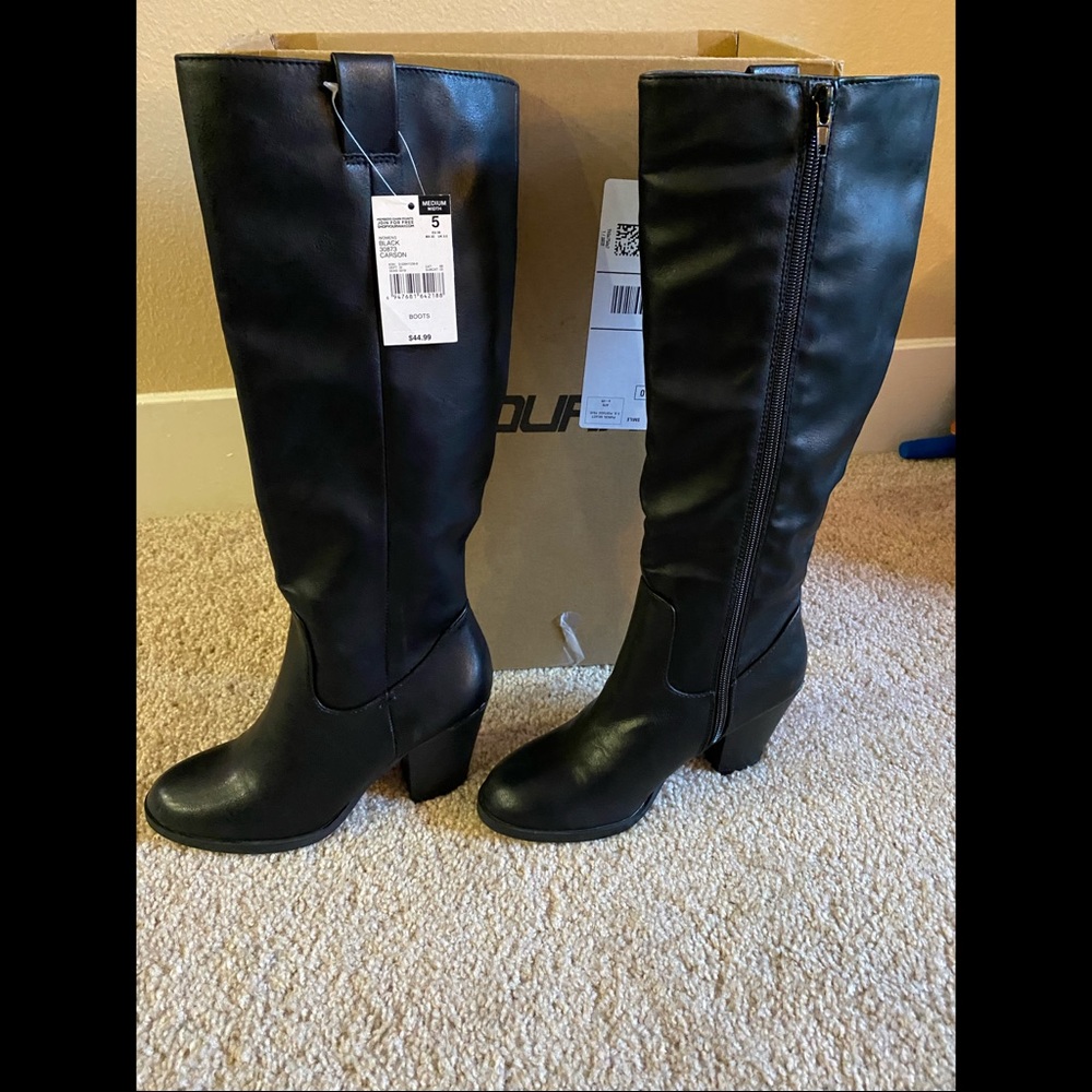 Black boots - Picture 4 of 8